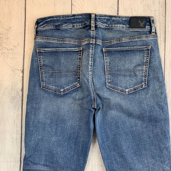 American Eagle Jeans 12 Straight Style Inseam 30.5" Distressed Knees Medium Wash - Picture 7 of 13